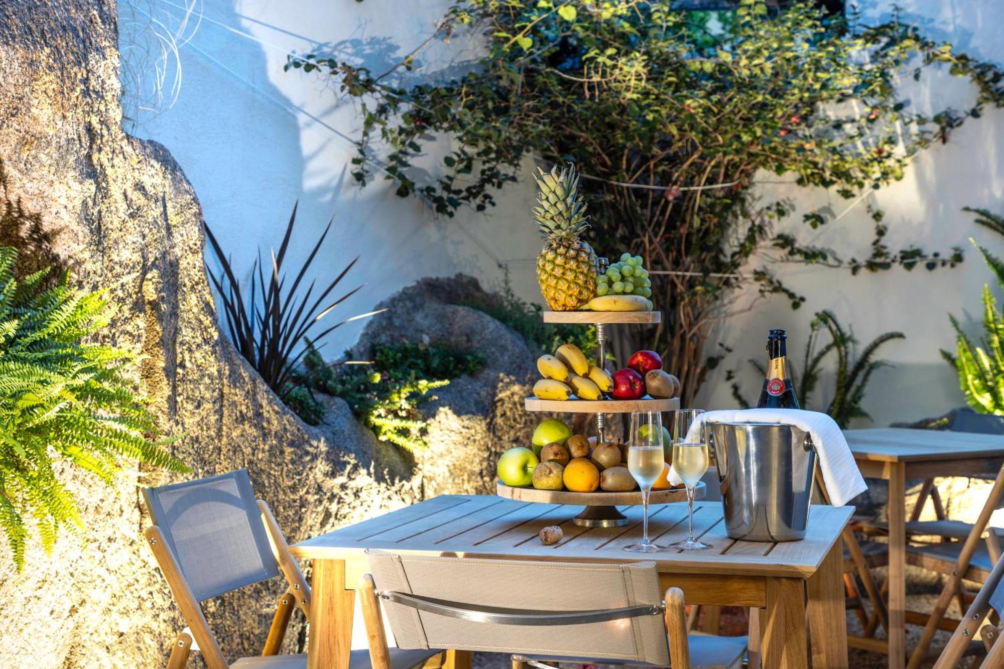 Boutique Marconi Bed & Breakfast Quartu SantʼElena Exterior foto